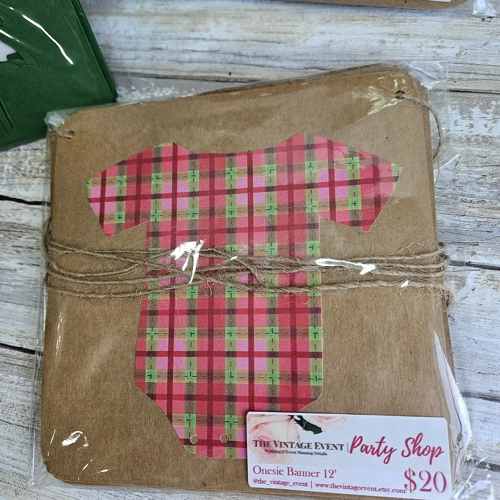 Plaid and Green Onesie Holiday Banner Set